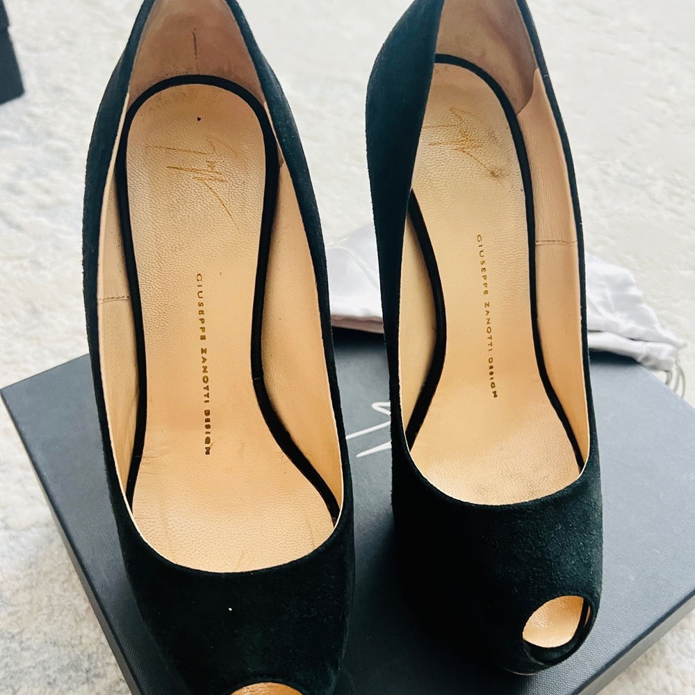 Guiseppe Zanotti Sharon Platform Peep Toe Pumps Size 37.5